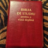 Vand aceste 3 Biblii noi, negociez si pretul, daca doriti ma puteti suna